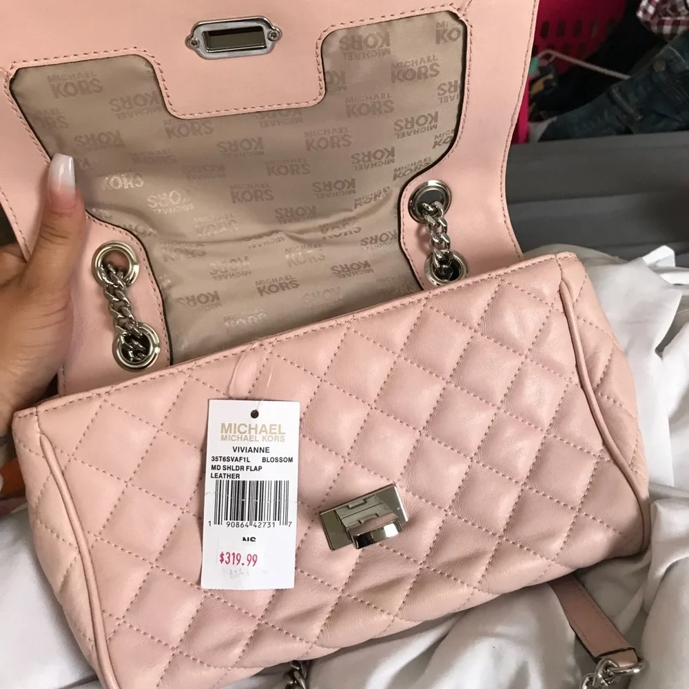 Michael Kors I’m reposting it never carried - Picture 2 of 8